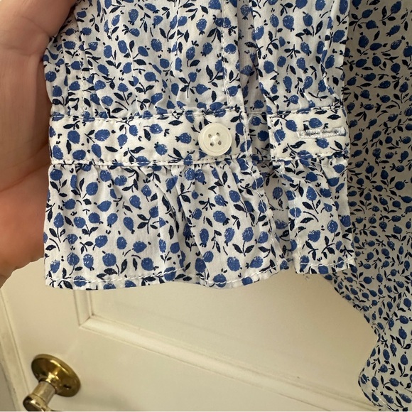J Crew Liberty button down ruffle collar blouse blue and white floral size 4 - Picture 7 of 8